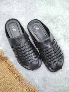 THE MADRAS TRUNK Men Ethnic Slip-On Comfort Sandals