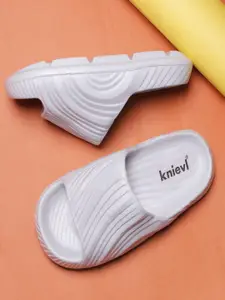 KNIEVL Men Self Design Sliders