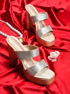 CLOG LONDON Women Embellished Block Sandals