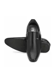 LEEPEETER Men Textured Formal Slip-On Shoes
