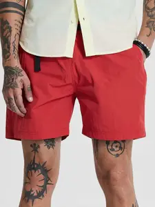 Snitch Men Snitch Red Regular Fit Mid-Rise Shorts