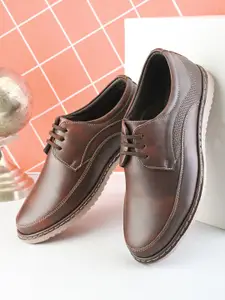 The Roadster Lifestyle Co. Men Lace Up Lightweight Textured Boat Shoes