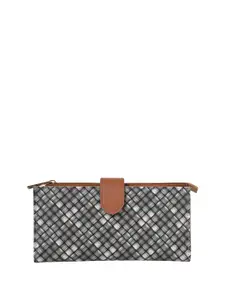 ShopMantra Women Checked Two Fold Wallet