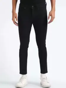 LINARIA Men Classic Tapered Fit Stretchable Jeans