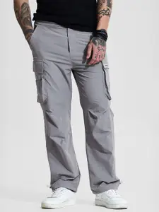 Snitch Men Mid-Rise Relaxed Fit Flat-Front Cargo Styles Joggers
