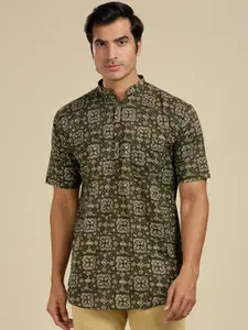 RAJUBHAI HARGOVINDAS Floral Printed Band Collar Cotton Straight Kurta