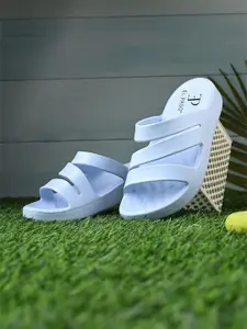 El Paso Women Slip-On Flip Flops