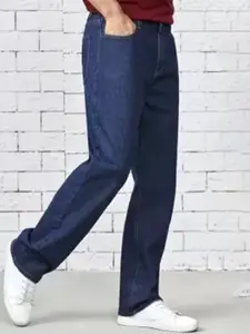 LINARIA Men Classic Relaxed Fit Mildly Distressed Jeans