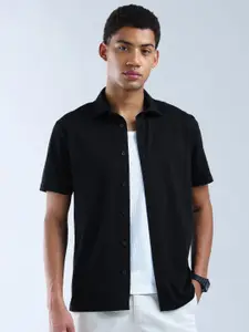 Flying Machine Men Classic Regular Fit Spread Collar Solid Cotton Casual Shirt