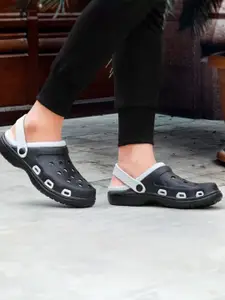 DRACKFOOT Men Clogs Flip Flops