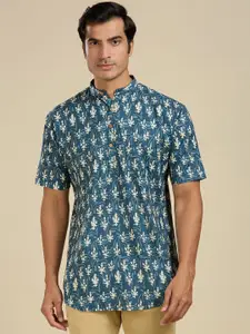 RAJUBHAI HARGOVINDAS Floral Printed Band Collar Cotton Straight Kurta