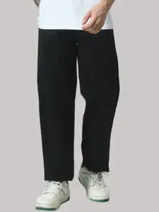 LINARIA Men Classic Relaxed Fit Highly Distressed Stretchable Jeans