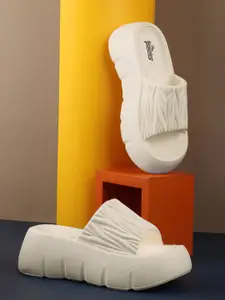 The Roadster Lifestyle Co Women Self Design Comfortable Sliders Flip Flops