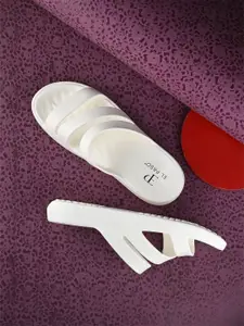 El Paso Women Slip-On