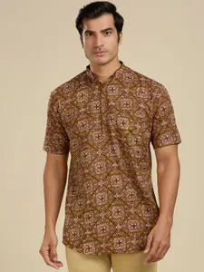 RAJUBHAI HARGOVINDAS Floral Printed Band Collar Cotton Straight Kurta