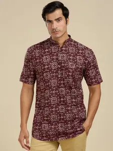 RAJUBHAI HARGOVINDAS Floral Printed Band Collar Cotton Straight Kurta