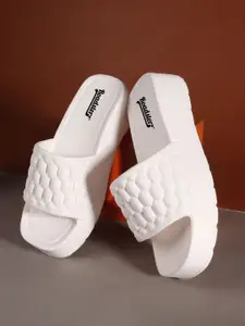 The Roadster Lifestyle Co. Women Stylish & Comfortable Sliders