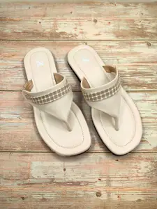 THE MADRAS TRUNK Men Slip-On Comfort Sandals