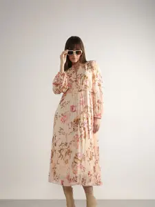 Vero Moda Floral Printed V-Neck Bishop Sleeves Fit & Flare Midi Dress Comes with a belt