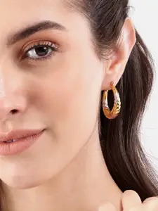 DressBerry Oval Shaped Hoop Earrings