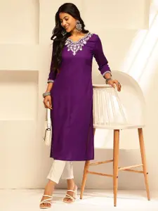 Vbuyz Floral Yoke Design Notch Neck Thread Work Straight Kurta