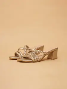 ERIDANI Women Textured Ethnic Open Toe Block Sandals