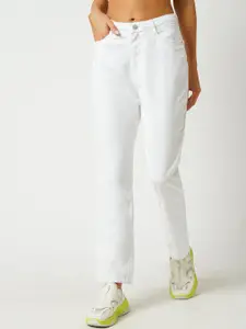 Kraus Jeans Women Straight Fit Mid-Rise Cotton Jeans