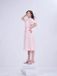 Vero Moda Women V Neck Puff Sleeve Shift Midi Dress Comes with a belt