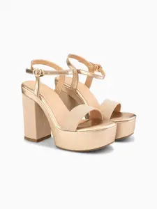 ALL TABS OPEN Women Embellished Party Platform Sandals