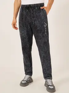 Styli Acid Washed Cursive Text Print Slim Fit Terry Jogger