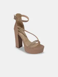 LEMON & PEPPER Party Block Sandals