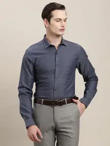 Turtle Men Standard Slim Fit Spread Collar Geometric Printed Cotton Formal Shirt