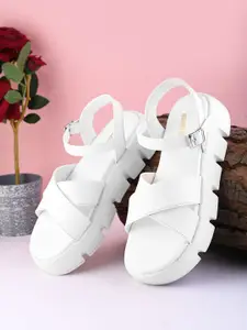 The Roadster Lifestyle Co Women Backstrap Sports Sandals