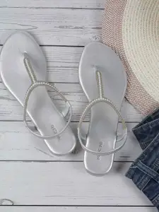 Mochi Women One Toe Flats