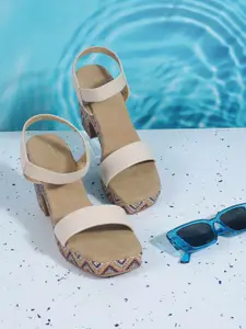 Metro Women Printed Block Heels