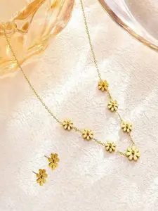 AQUASTREET Pack of 2 18K Gold Plated Waterproof Anti-Tarnish Floral Charm Necklace Set
