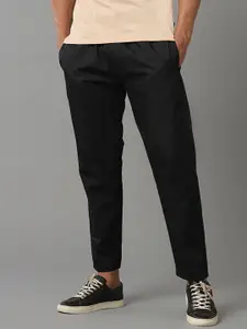 Voi Jeans Men Cotton Relaxed Fit Jeans