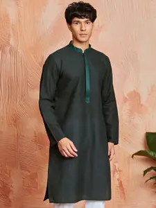 VASTRAMAY Geometric Woven Design Mandarin Collar Cotton Jacquard Straight Kurta