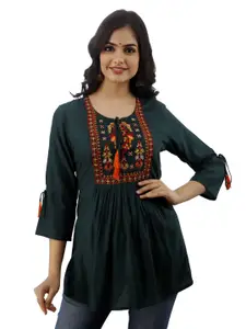 DMP FASHION Women Round Neck Empire Top