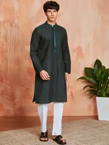 VASTRAMAY Geometric Embroidered Thread Work Jacquard Weave Straight Kurta with Pyjamas