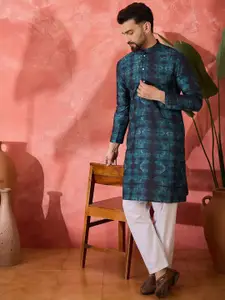 Sangria Abstract Printed Mandarin Collar Straight Kurta