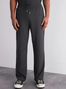 Trendyol Men Regular Fit Mid Rise Track Pant