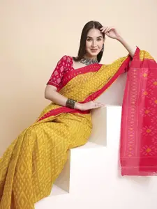 RATAN Geometric Printed Pure Cotton Saree