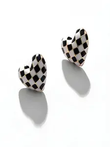 JMBW INTERNATIONAL Silver-Plated Heart Shaped Korean Studs
