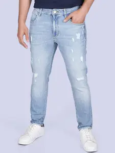 Wrangler Men Slim Fit Low-Rise Mildly Distressed Light Fade Stretchable Jeans