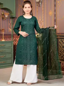 Sangria Girls Floral Printed Round Neck Straight Kurta