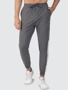 GOTO Men Striped Mid-Rise Joggers