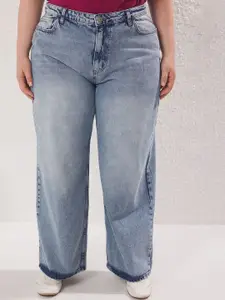 Trendyol Women Plus Size Regular Fit Clean Look Heavy Fade Cotton Jeans