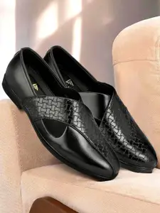 Buxton Men Shoe-Style Sandals