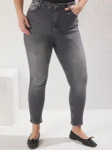 Trendyol Women Regular Fit Mid-Rise Jeans